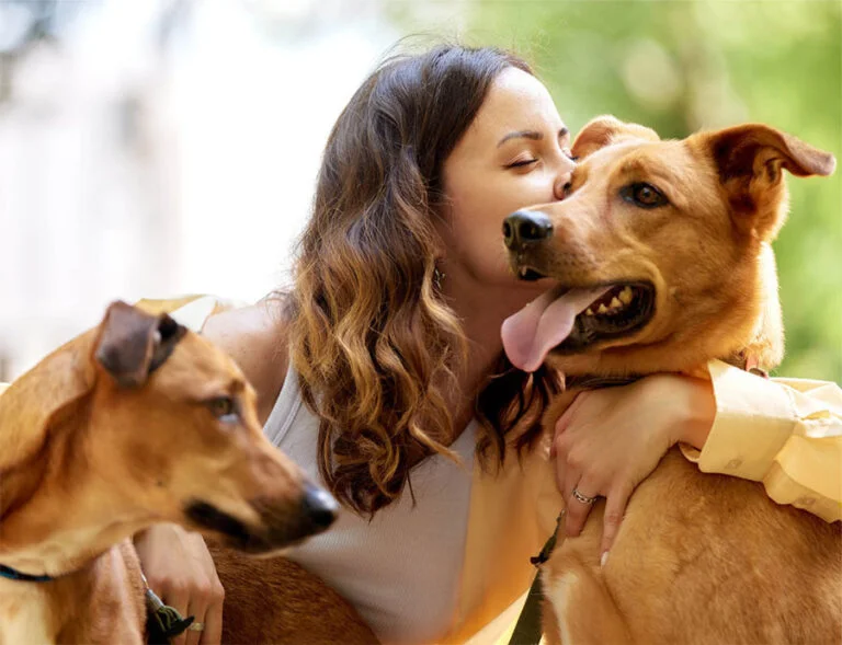 perro y mujer